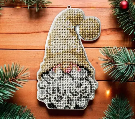 ,Siuvinėjamas karoliukais ant plastiko žaisliukas Nykštukas kalėdinis (Wonderland FLPL-087)